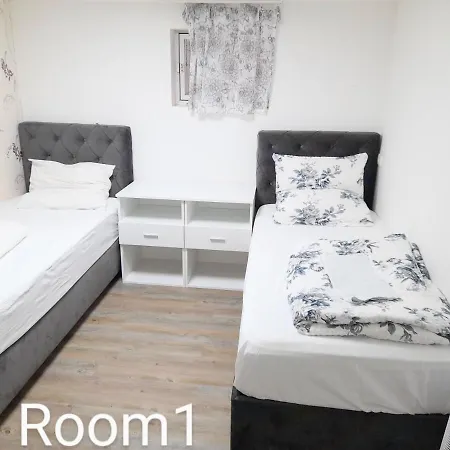 Fmi House33 아파트 *