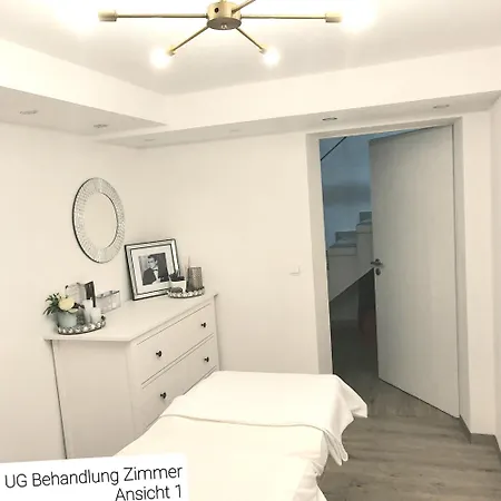 Fmi House33 Appartamento