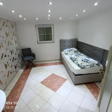 Fmi House33 * Hassloch (Hessen)