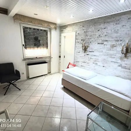 Fmi House33 Appartamento